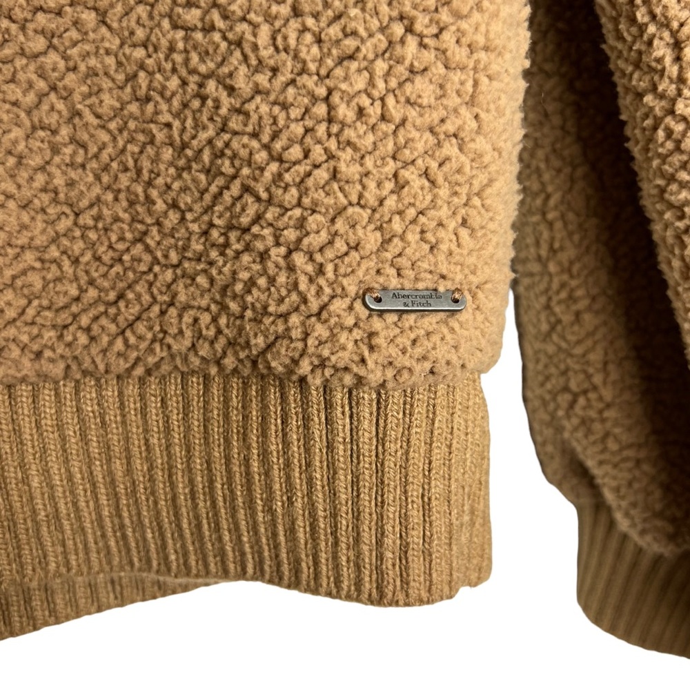 Abercrombie & Fitch Soft Af Sherpa Pullover Sweat… - image 4